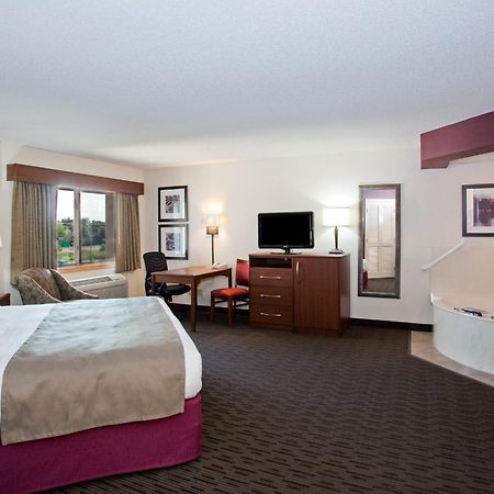 Americinn By Wyndham Чанхасен Екстериор снимка